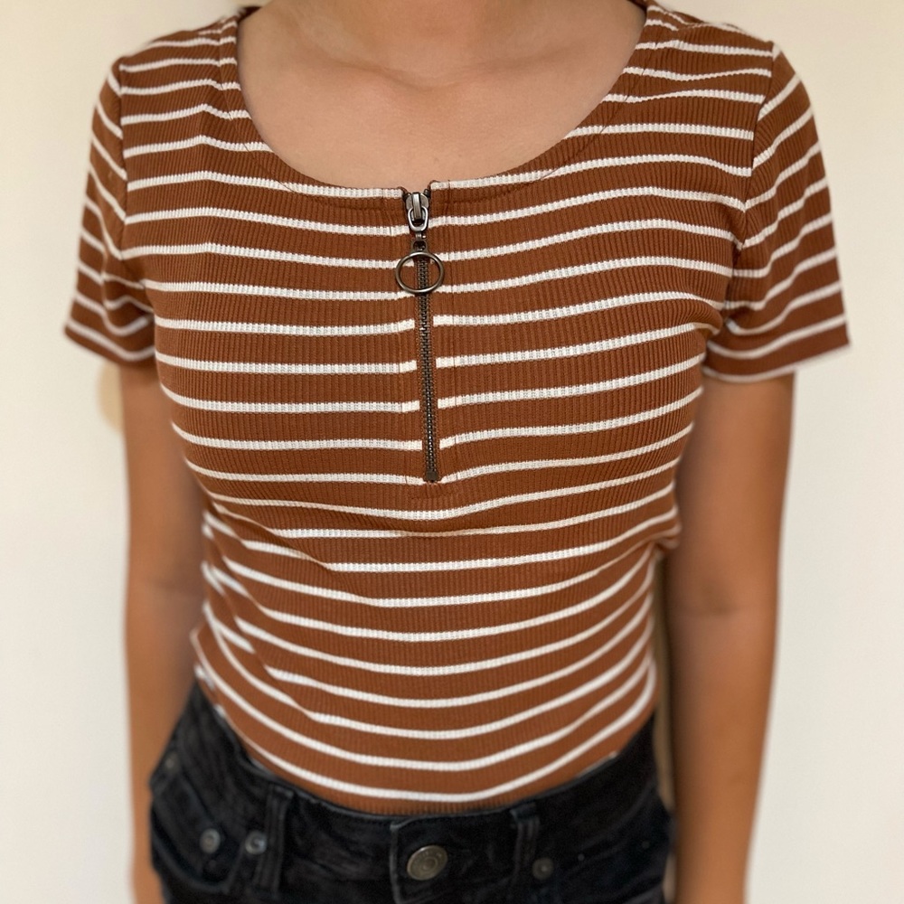Aeropostale Seriously Soft Half Zip-Front Tee
